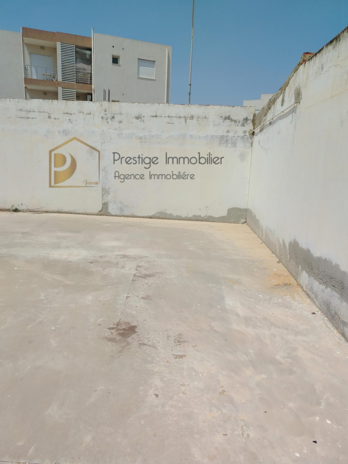 Vente Terrain résidentiel et commercial
