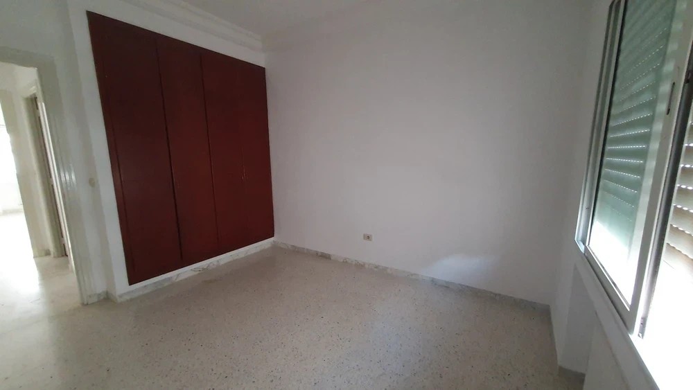 Bel appartement S + 2, 96 m² avec balcon – Aïn Zaghouan Nord