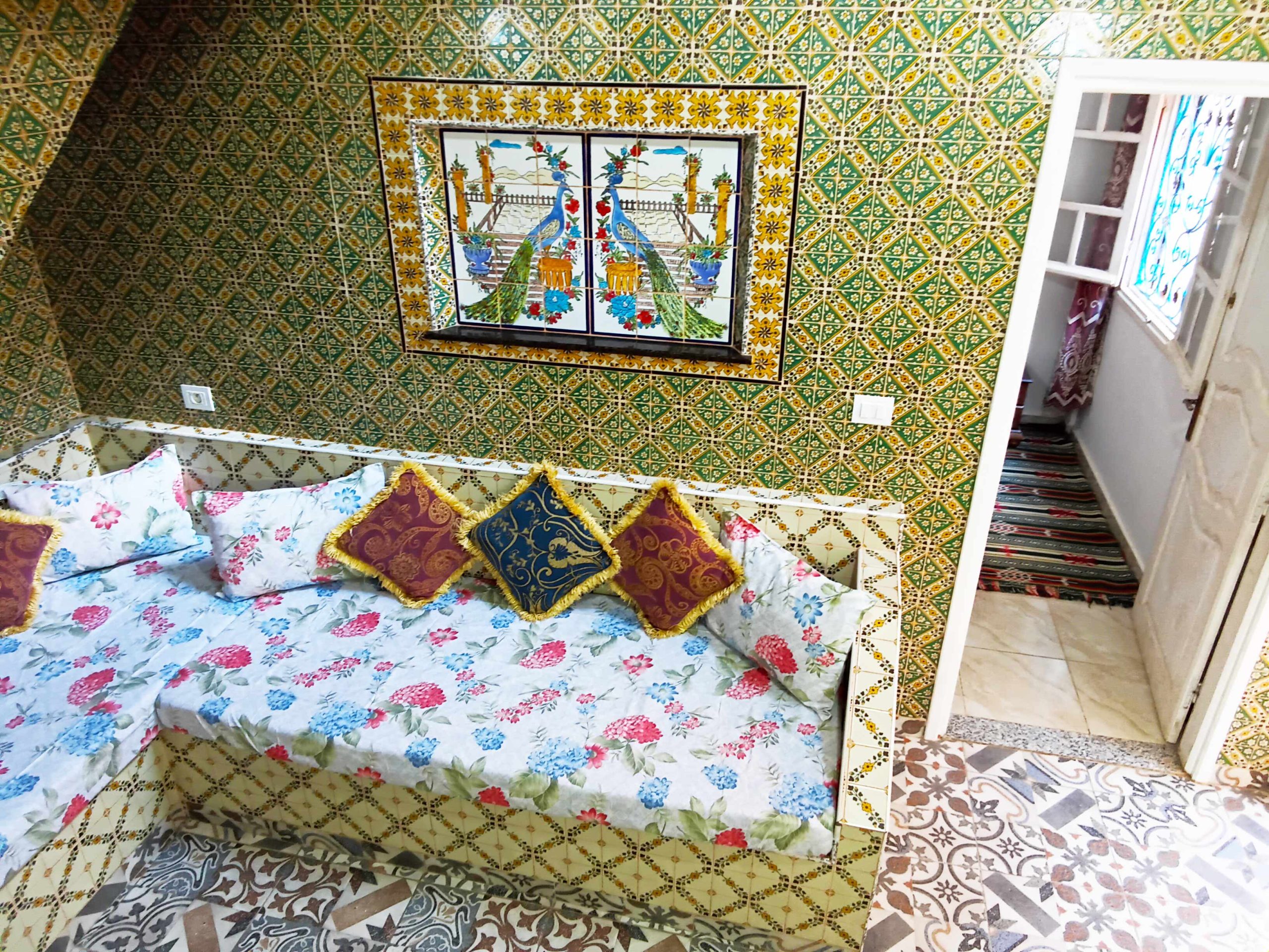 1- Living room - Winsome House 1 -
