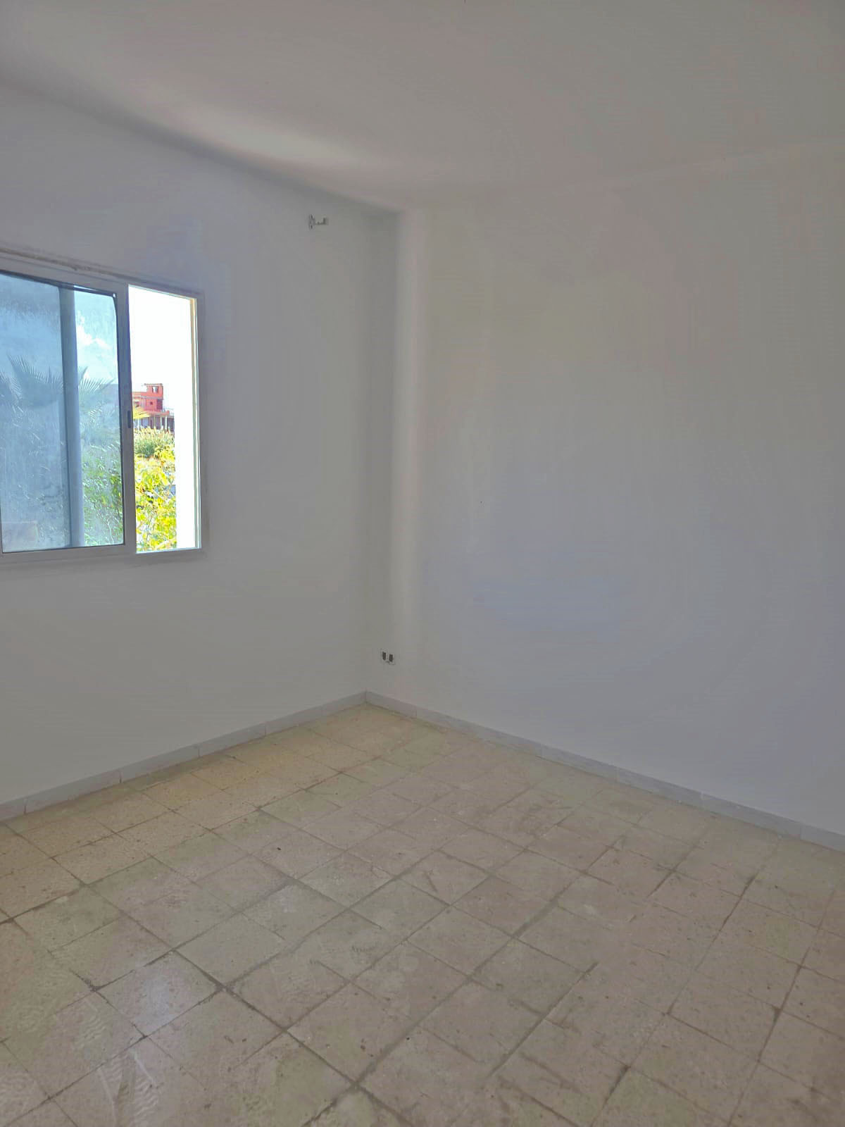 Vente d’un immeuble à Bhar Lazreg